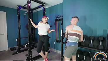 Image Muscle Bound Baxxx Fucks TS Lucy Hart in the Gym
