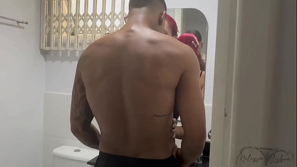 Image Dupla penetra&ccedil_&atilde_o com a ruiva MILF putinha, e creampie na buceta gostosa dela
