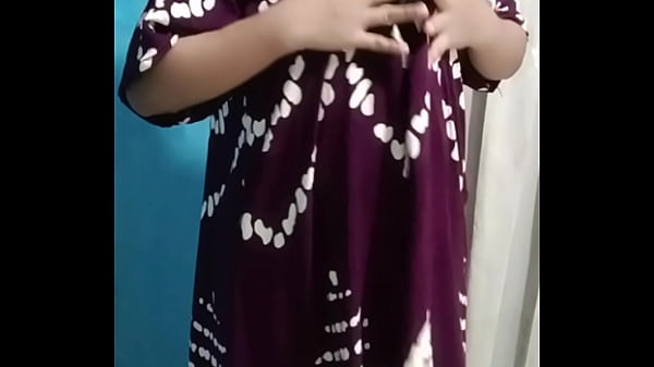 Image Bu guru cantik masturbasi kesepian di tinggal suami ke luar kota