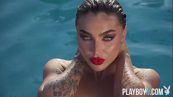 Image Big ass Playboy model Emjay Rinaudo is just stunning in the nude