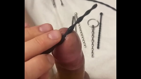 Image Watching porn and sounding with good cumshot