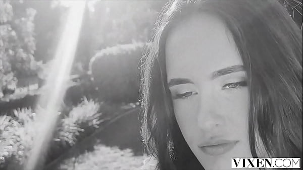 Image VIXEN Petite Beauty Daisy Pheonix Has The Powerful Orgasm During Passionate Sex