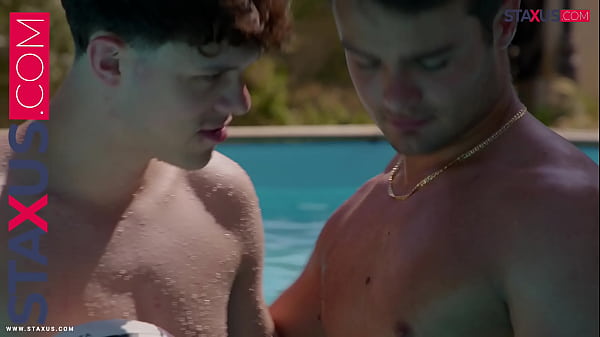 Image STAXUS ::  I suggest a fun game to the pool boy, and he just can&rsquo_t resist.