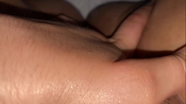 Image POV Close up: Latina curvy desnuda y fingering intenso - Orgasmo femenino real