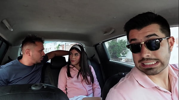 Image My boyfriend and I were horny, we ended up having sex in the Uber - Natismiam