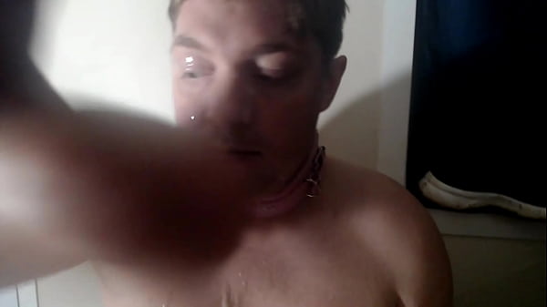 Image step dad gets sloppy homemade blowjob from stepson