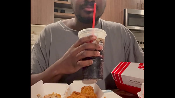 Image Eat with me (711 food review)