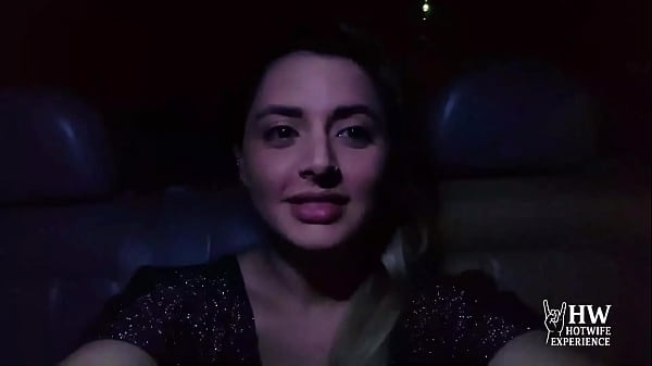 Image Fudeu com todos que estavam na pra&ccedil_a do Dogging. Ela &eacute_ a verdadeira hotwife, a rainha do dogging. Casada muito safada, rosto angelical, fode com todos os machos pirocudos na pra&ccedil_a publica.