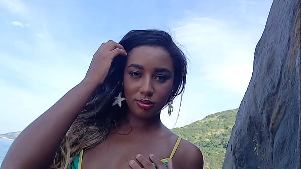Image N&atilde_o tem lugar melhor pra transar na praia eu dei o meu cuzinho bem gostoso pra esse dotado
