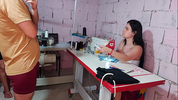 Image Costureiras safadas e um Cliente de sorte