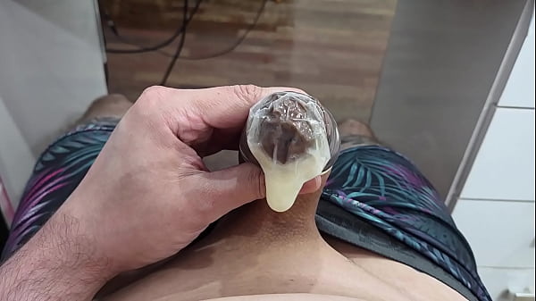 Image ENCHENDO A CAMISINHA DE LEITE