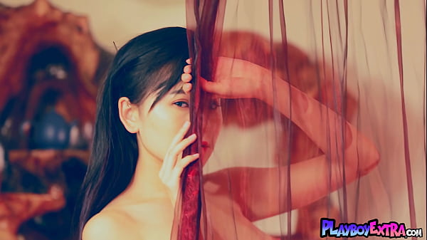 Image Passionate all natural Chinese teen Wu Muxi reveals her hairy asian pussy