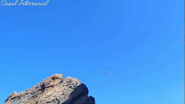 Image Amante chamou o novinho pra banhar na praia mais ele queria algo mais (gozei duas vezes)