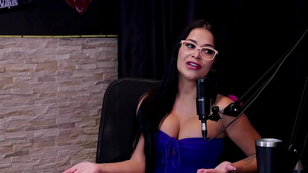 Image COMPILADOS DA LETICIA BRAGA NO PAPO COM TIFANY (SWING CAST) - PARTE 1 (WATCH ON: SHEER/RED)