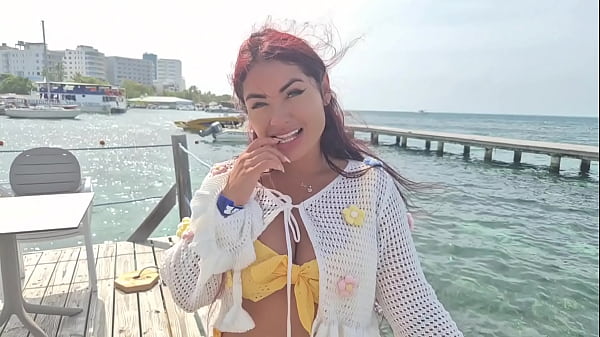 Image Horny Colombian ends up with her mouth full of cum - Aleja and Aaron
