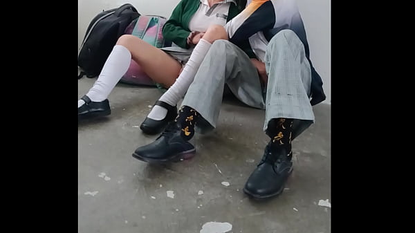 Image En la bodega del colegio se ensartan a la mas putita del colegio ( Las de 3ro son las mas pirujas)