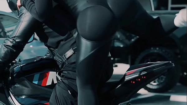 Image Big Booty 3 Lambo Heist