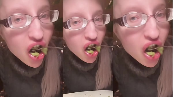 Image ASMR Dinner in Restaurant