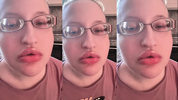 Image ASMR HUGE BUBBLE GUM