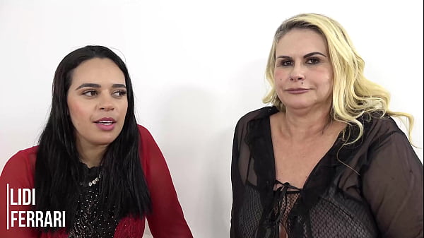 Image Transei com a Milf mais gostosa do brasil nesse papo calcinha Tiffany Montavani safada gozou muito