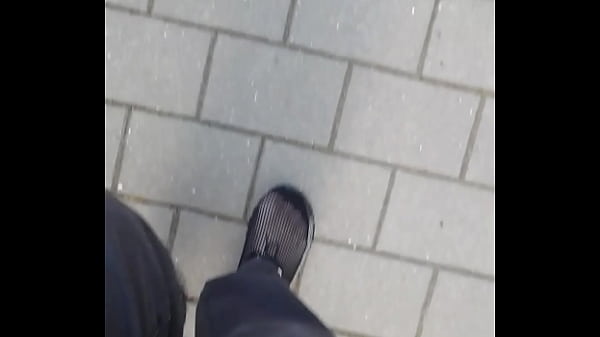 Image Meine besonderen Schuhe beim Einkaufen