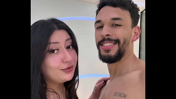 Image Acabei de ter um encontro com um seguidor que quis gravar e disse que vai entrar para a produ&ccedil_&atilde_o de conte&uacute_do, comecei a chupar ele e ele durou exatos 1 minuto e 30 segundos com a minha boca m&aacute_gica