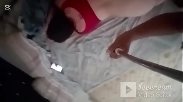 Image Madura sensual le cuelgan las tetas y es penetrada por el culo y la vagina