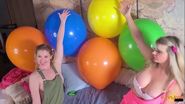 Image Teasing Blondes Sunny Lane & Vicky Vette Got Big Balls To Play With!