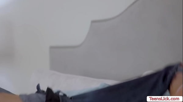 Image MILF makes the pussy of her friend squirt a lot