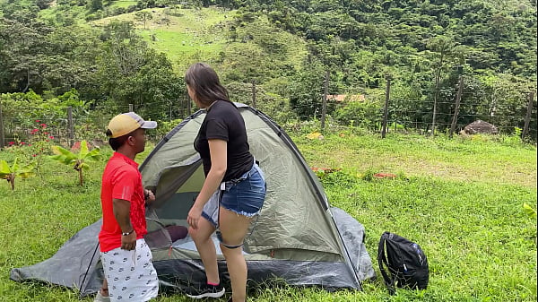 Image Llevo a mi rica embarazada novia de luna de miel a un hermoso camping en medio del bosque y termino meti&eacute_ndole mi rica verga por su rico y apretado co&ntilde_o hasta correrme dentro de ella.