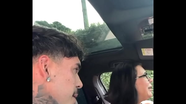 Image Dei bucetinha pro meu aluno perder a virgindade