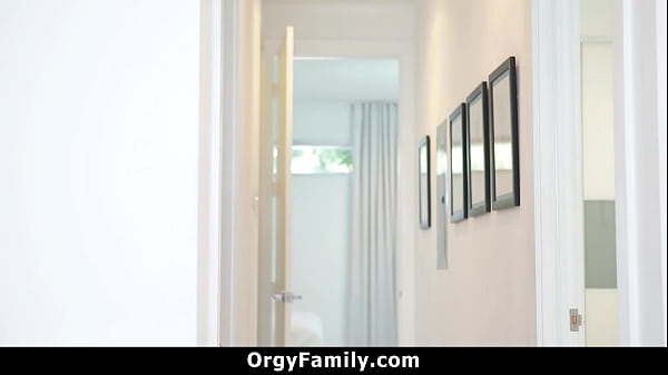 Image A Hardcore Hammering to His Stepmom - Orgyfamily