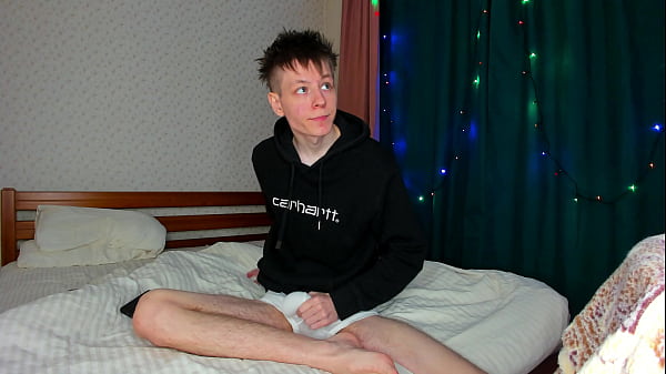 Image Non-Stop Precum Drip 18yo Skinny Twink Finally Bursts