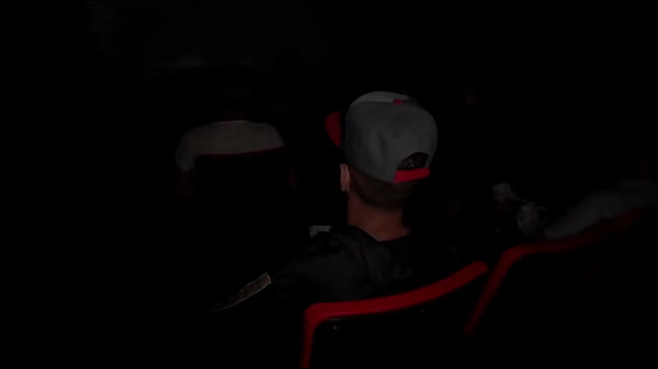 Image Casal inc&ecirc_ndiou o cinema , ao serem pegos na maior putaria . A&iacute_ o clima esquentou e rolou a maior putaria , muito leite e pau no cu dentro do cinema .