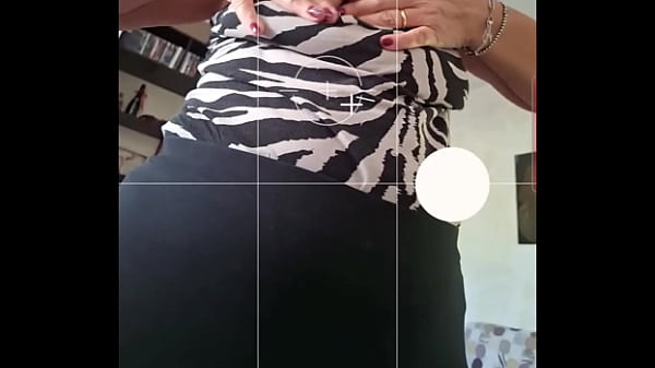 Image Chiamo Teresa in video chiamata gli faccio vedere il cazzo, vieni a farmi un pompino?