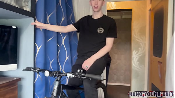 Image MASSIVE DICKED TWINK TRAIN MIRROR SPUNK SWAP