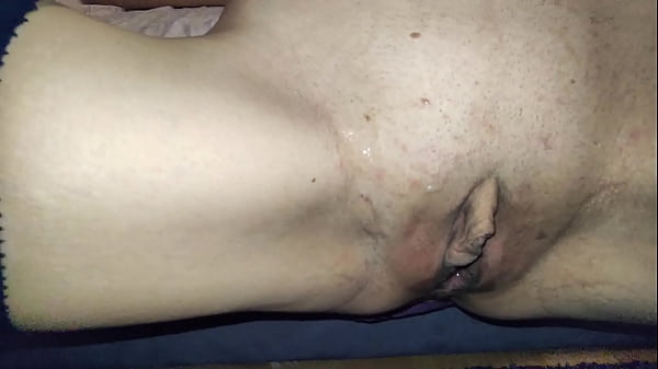 Image Behind the scenes with amateur couple