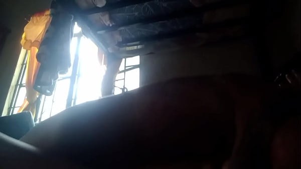 Image may trangkaso si miss gerl kaya kelangan ng iyot
