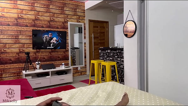 Image Neg&atilde_o pauzudo como novinha e video vaza. Neg&atilde_o pauzudo, chama novinha para o apartamento e fode com ela no para o marido corno assistir e ficar na punheta.