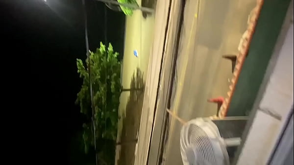 Image DANDO O CUZINHO PRO SAFADO QUE CONHECI NA PRAIA