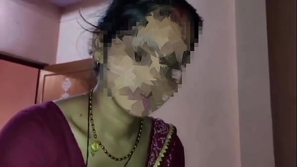Image The landlord paid the maid in the house more money and convinced her to suck his penis.