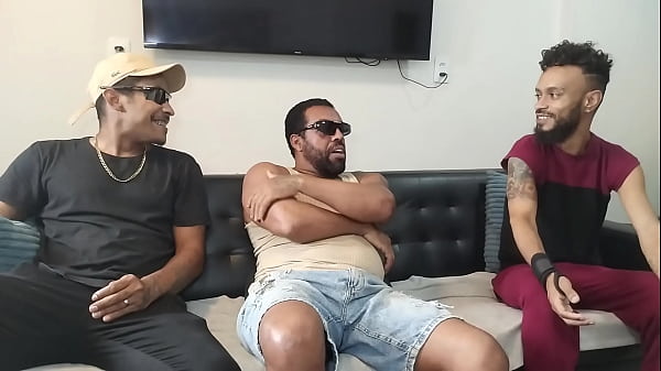 Image CONTRATARAM A SAFADA PARA UMA DESPEDIDA DE SOLTEIRO E A FODERAM NO P&Ecirc_LO..ARROMBARAM E  ENCHERAM SEU CUZINHO DE PORRA