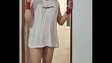 Image Chego em casa com a lingerie que minha mulher tirou no clube para virar a noite sozinha.