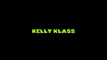 Image Kelly Klass hasn't been shaving her vagina for a couple weeks, but that hasn't stopped any...