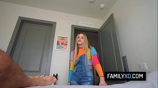 Image Blonde stepdaughter ask her stepfather to give her sex lesions - Chloe Rose