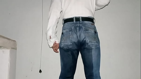 Image Pa&ntilde_ales orinados con doble orgasmo