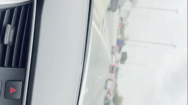 Image Mamei o motorista de App saindo da casa de swing, depois de ter mamado e ter dado pra v&aacute_rios. no final ainda fiz um agrado pro corno que ele merecia.