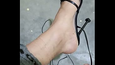 Image Thal&iacute_a en sexys tacones