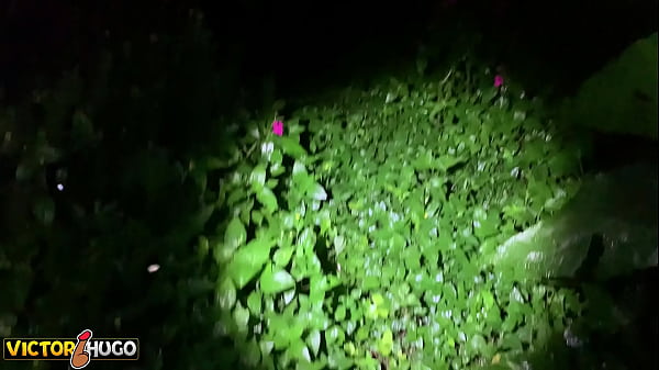 Image Fodendo duas novinha gostosa na mesma noite