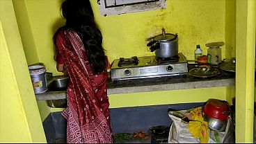 Image Hot Indian Desi Bhabhi in a Sensual Mood